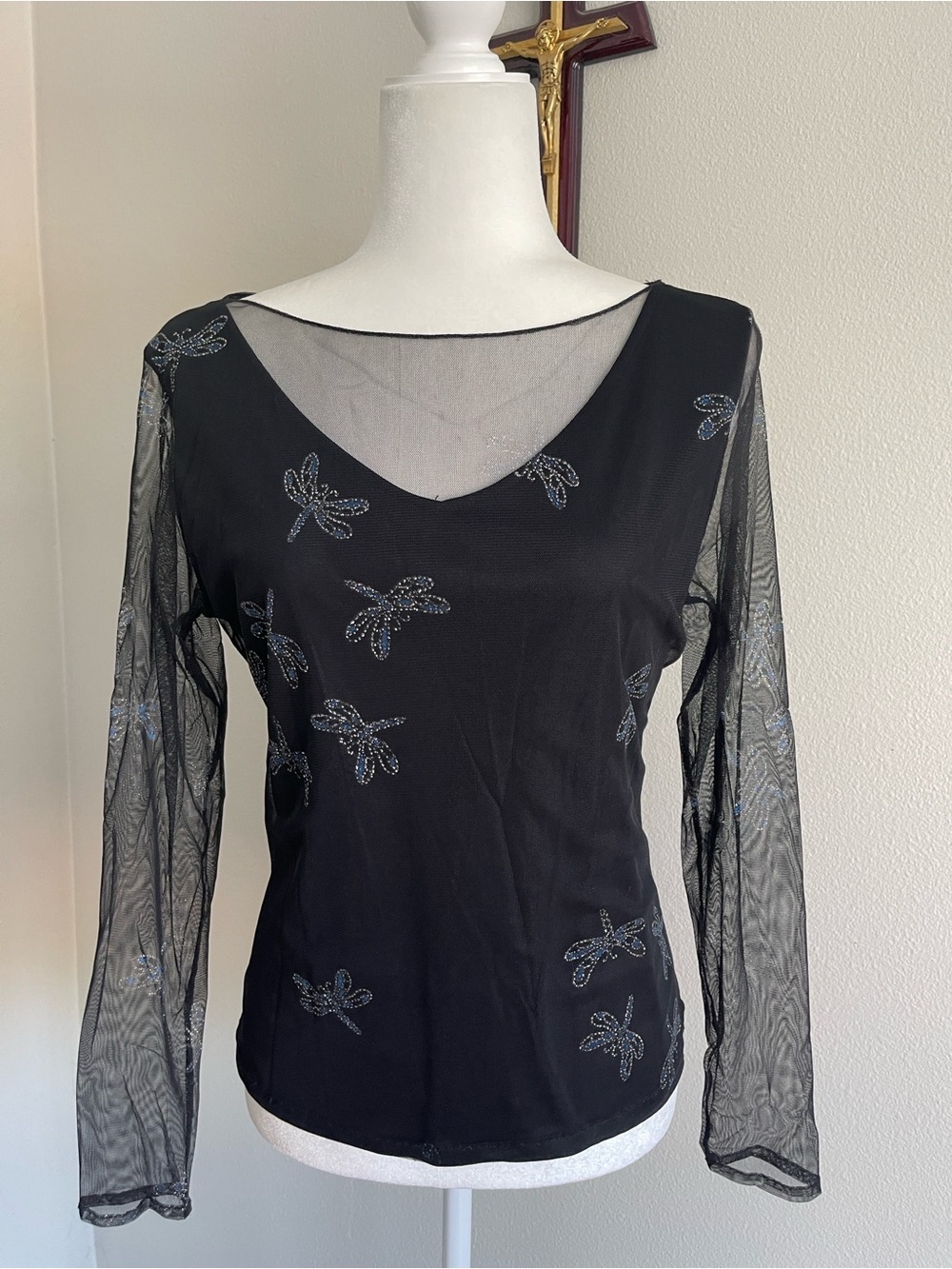 Victoria Jones Woman Black Sheer Mesh Sleeve Top with Beaded Dragonfly Accents